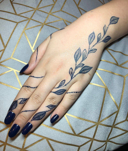 Natural jagua gel cones for deep blue temporary body art